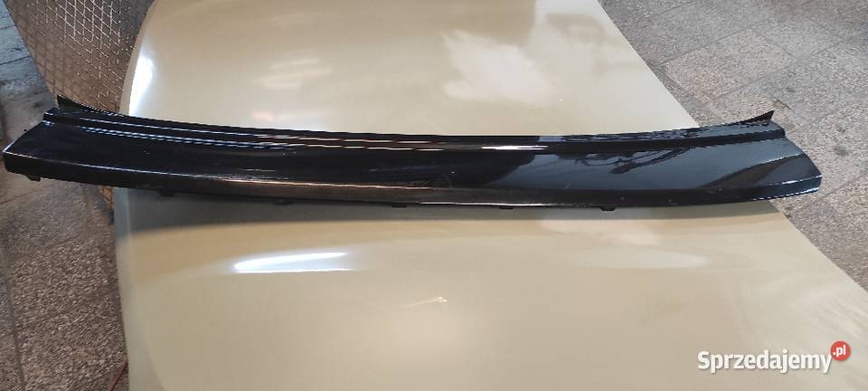Listwa górna zderzaka tylnego Volvo XC60 lift osobowe Dzierżoniów