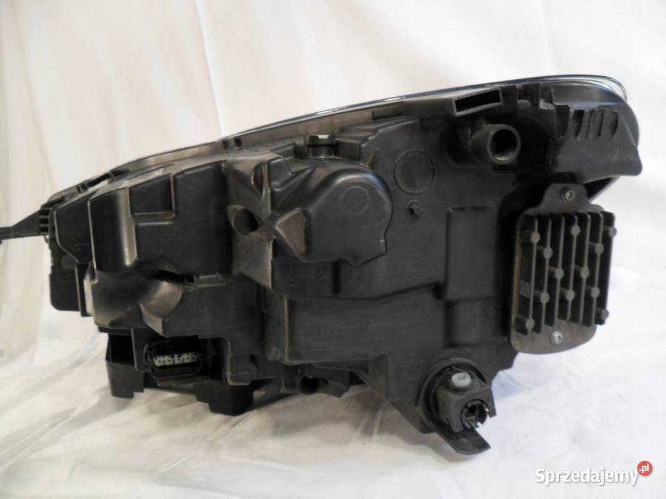 REFLEKTOR PRZÓD STRONA PRAWA FORD KUGA III prawe Nowy Tomyśl