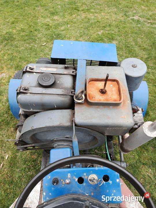 Traktorek Sam Es12 z osprzętem Radgoszcz