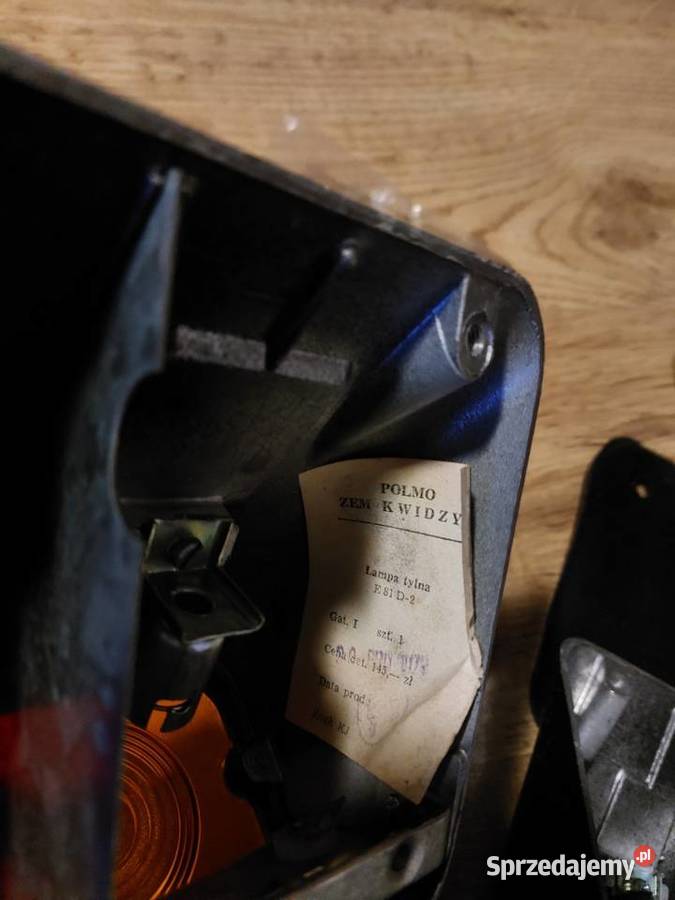 Lampy tylne Ursus C355C4011