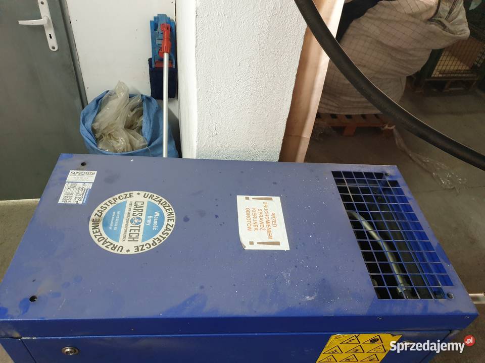 Kompresor śrubowy SPRĘŻARKA ŚRUBOWA CECCATO 7114 Kompresory Przysieka sprzedam