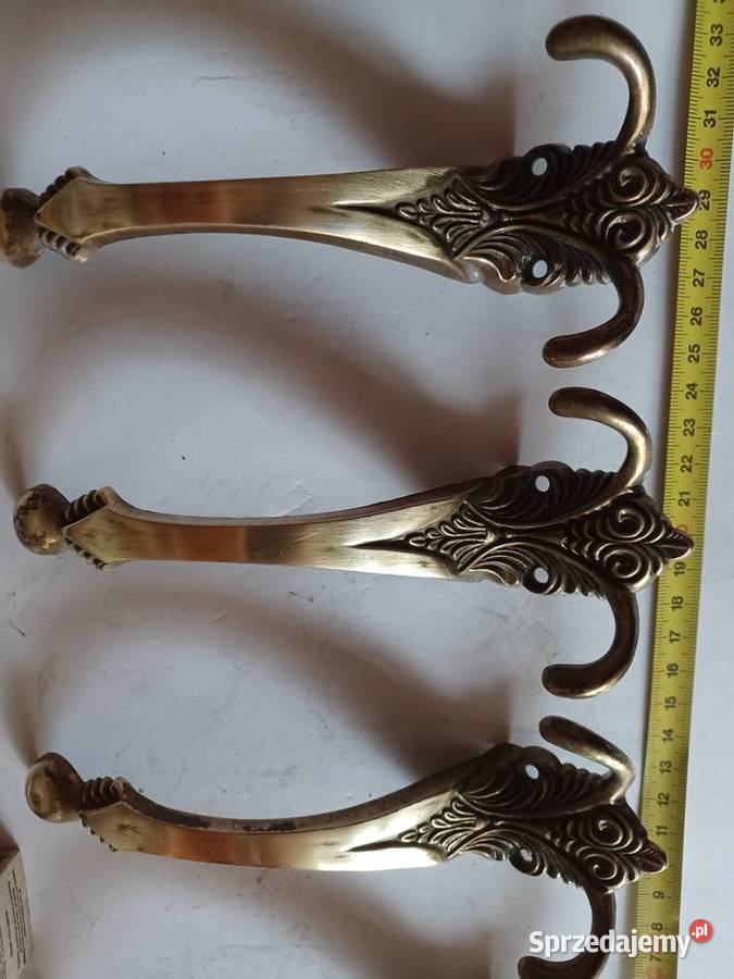 Komplet czterech pięknych dużych wieszaków Poznań sprzedam