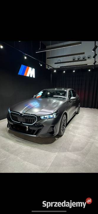 auto do ślubu BMW G60 2025 r matowy kolor Sieradz