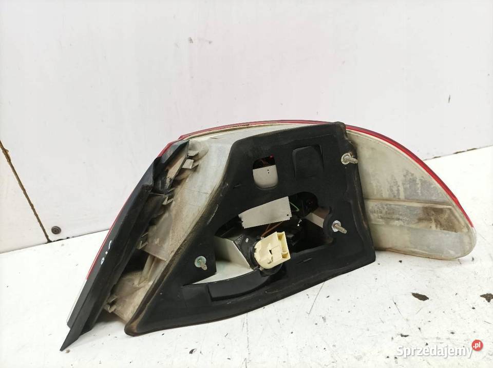 LAMPA TYŁ LEWA SEDAN Bmw Seria 7 IV 20012008