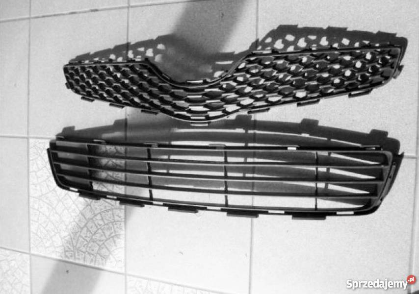Toyota yaris 2010 2011 grill atrapa kratka dolnośląskie Wrocław sprzedam