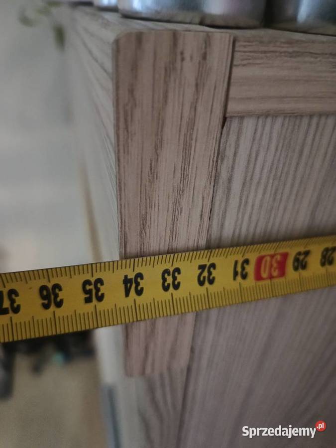 Szafka pokojowa z witryną nowoczesny design Lipowica