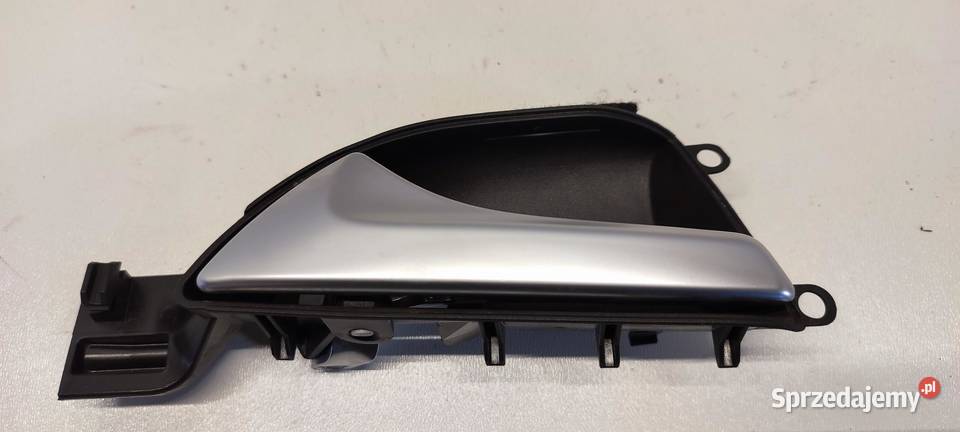 MERCEDES X117 CLA KLAMKA DRZWI LEWA A2467600561