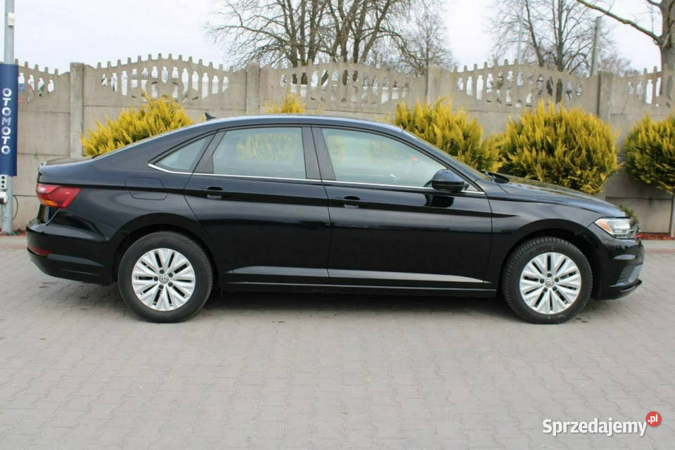 Volkswagen Jetta VII 14 benzyna 150 Automat 2019 aluminiowe felgi Zambrów sprzedam
