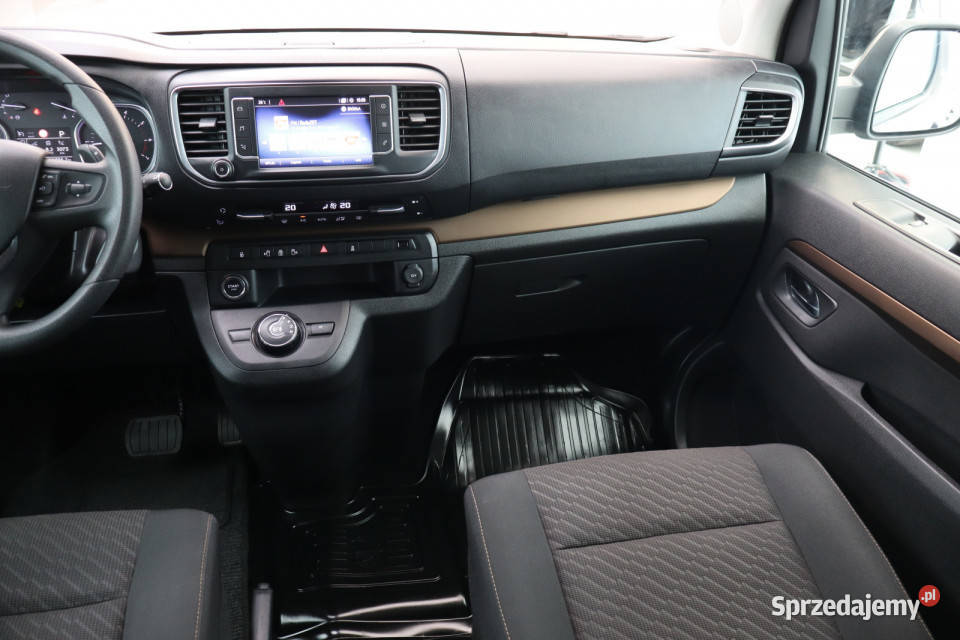 Toyota ProAce Verso 20 D4D czujnik parkowania