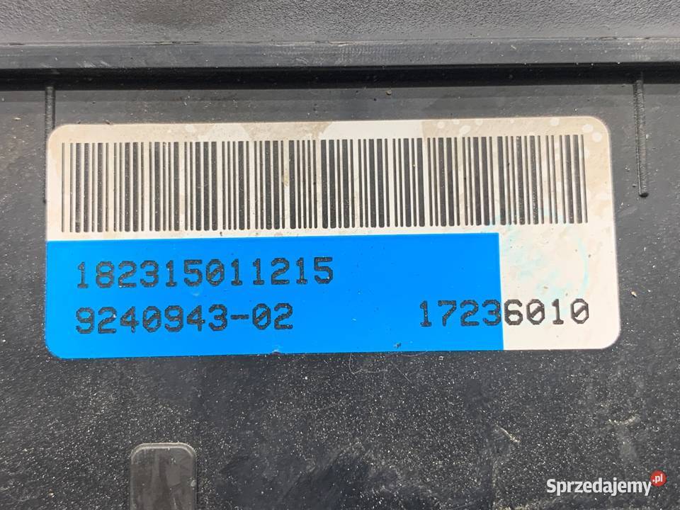 SKRZYNKA BEZPIECZNIKÓW MINI COUNTRYMAN R60 Skrzynki bezpieczników