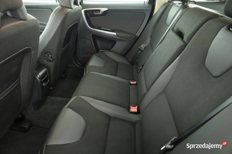 Volvo XC60 D4 radio mazowieckie Piaseczno