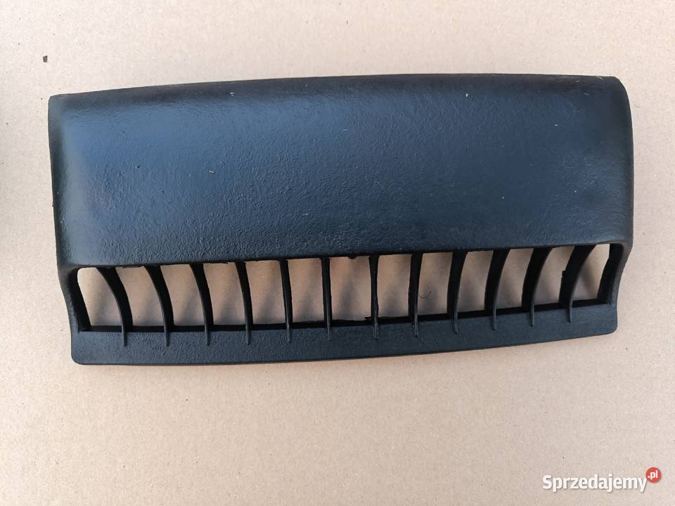 Fiat 126p nakladka klapy tylnej wlot powietrza