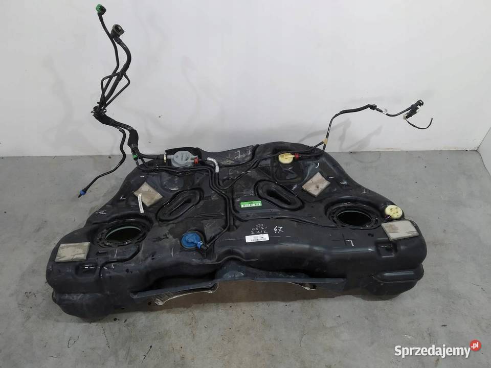 ZBIORNIK PALIWA BAK 57 Dodge Charger VII 2011