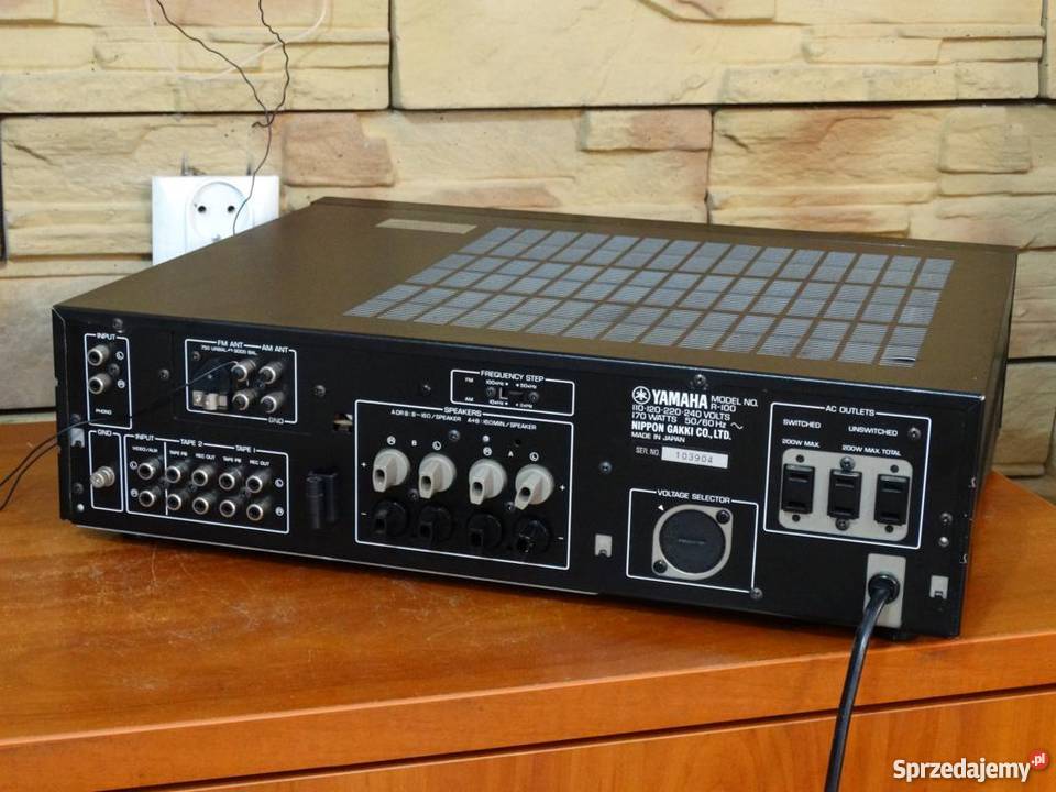 Amplituner Yamaha R100 korektor graficznyWYSYŁKA Amplitunery Jasło