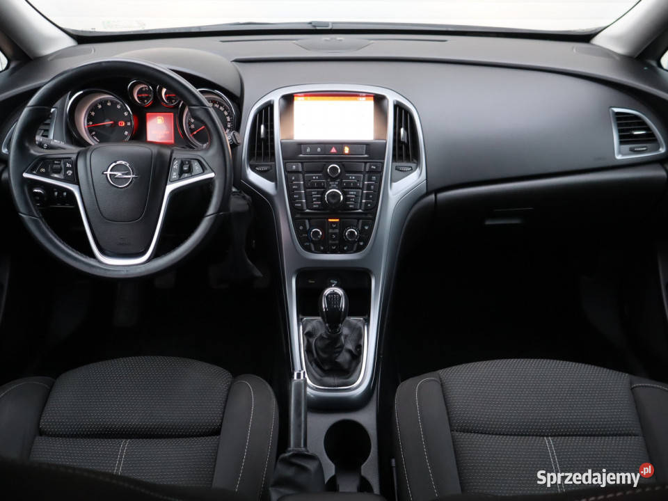 Opel Astra 14 T elektryczne szyby sprzedam