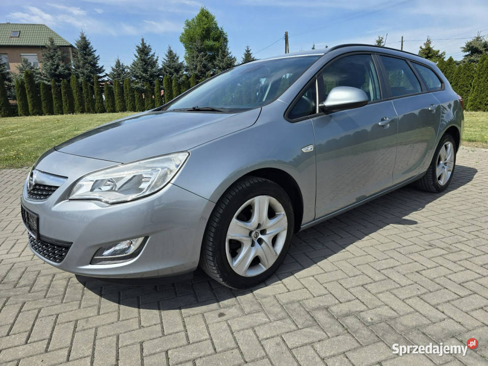 Opel Astra Sports Tourer 14 Benz łódzkie Kutno