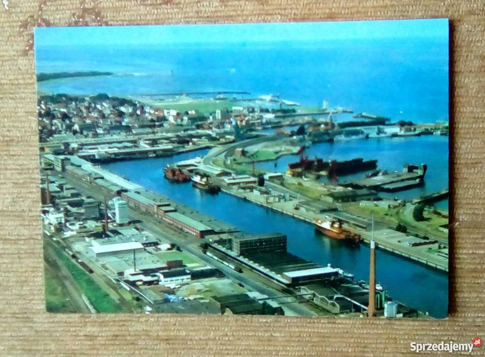 PORT W CUXHAVEN W DOLNEJ SAKSONII MORZEM Piszczac