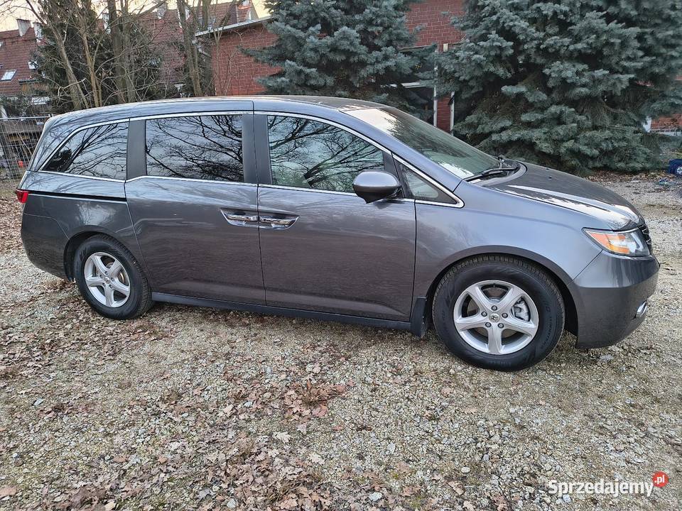 Super stan 3500 benzyna 245 109 8 osób Wrocław