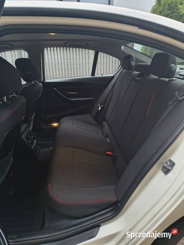 BMW F30 318d Sport Line 2014 116 000 Tomaszów Mazowiecki
