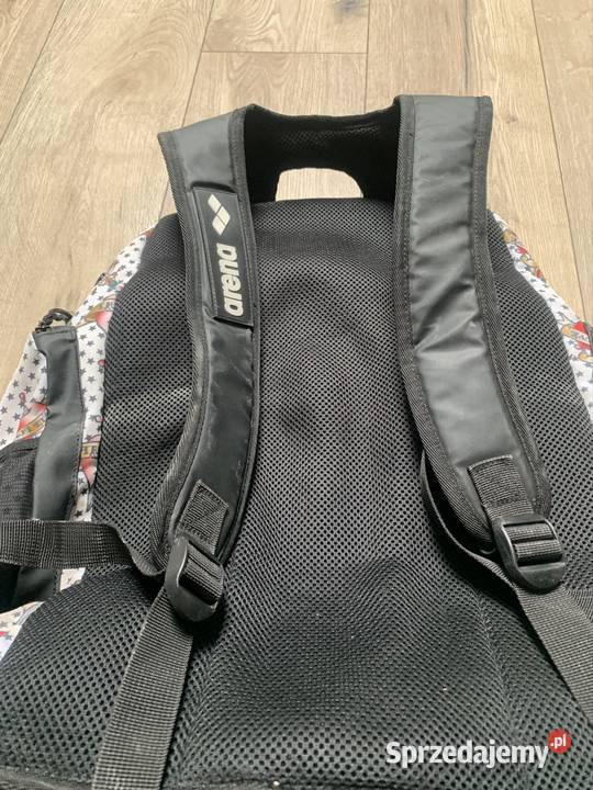 Zestaw skorka i plecak marki arena śląskie Bytom