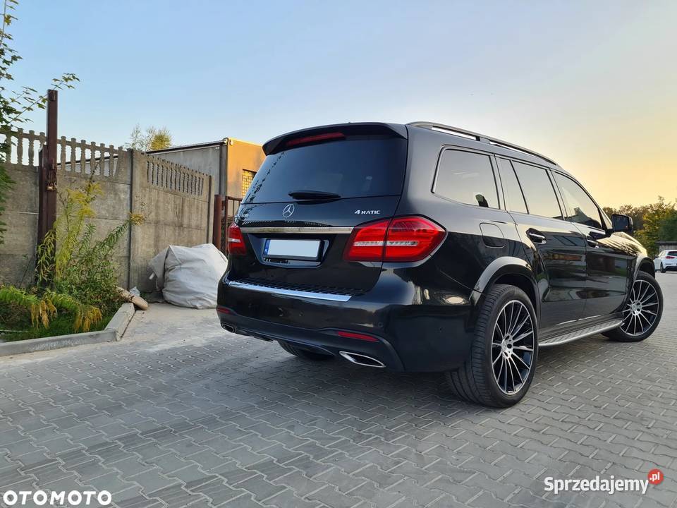 Salon FV23 22 AMG Panorama Dociągi 7 osób Łódź