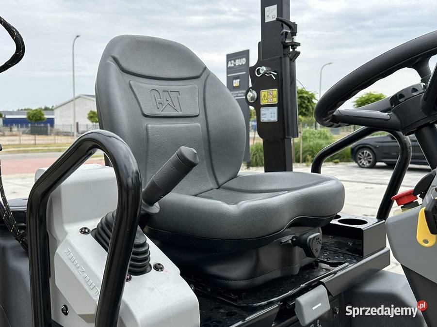 WALEC DROGOWY CATERPILLAR CB27 GC Rok produkcji 2025 wielkopolskie Tuliszków sprzedam