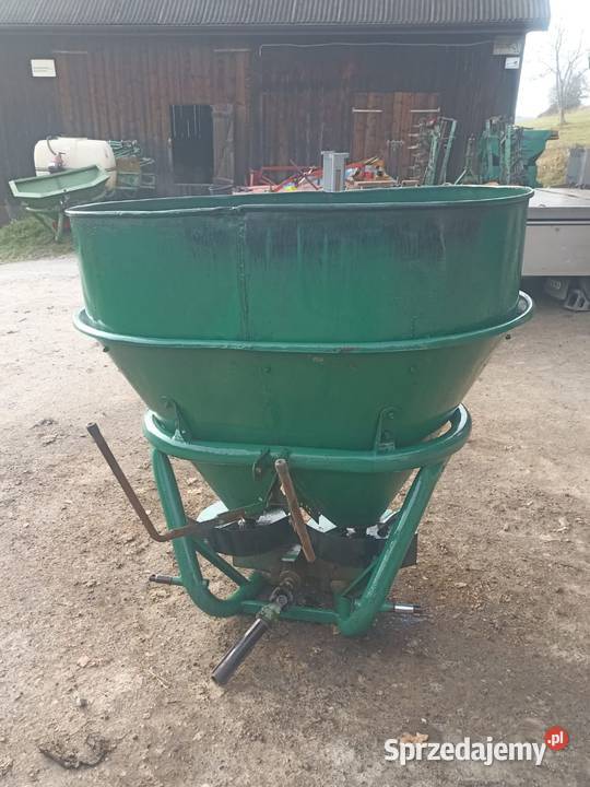 Rozsiewacz nawozów Amazone dwutalerzowy 350L Pisarzowa