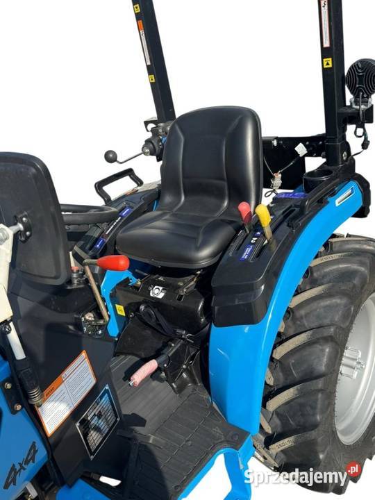 Hinomoto HM3025 25hp 4x4 SPECIAL Edition BLUE