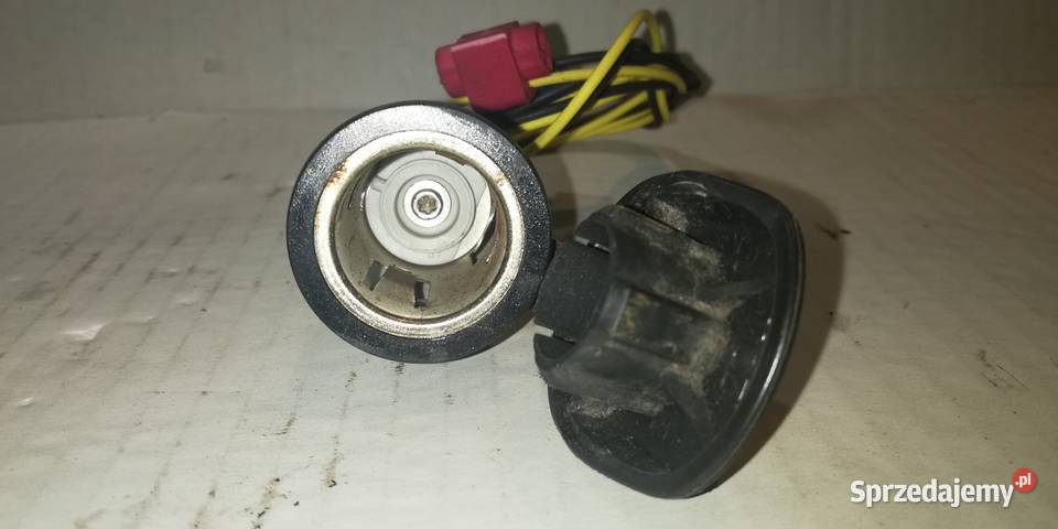 gniazdo 12V RenaultDacia do wielu modeli osobowe Piotrków Trybunalski