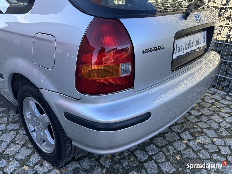 Honda Civic z 1998 roku stan wyjątkowy 108000 manualna Wojkowice