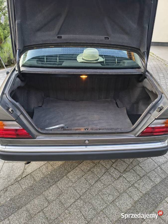 Mercedes Benz 220 E W124 bez rdzy automat sprzedam