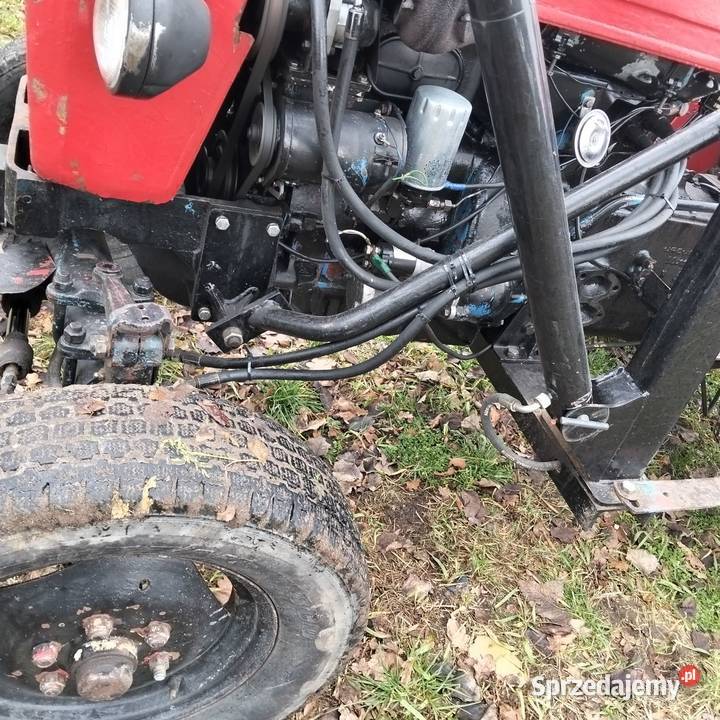 Sprzedam Ursusa C330 z 3 sekcyjnym turem i Skrzynia biegów Manualna Siedlce sprzedam