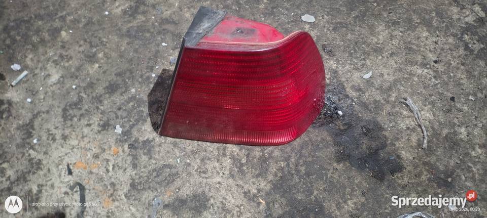 Vw Bora sedan lampa tył prawa