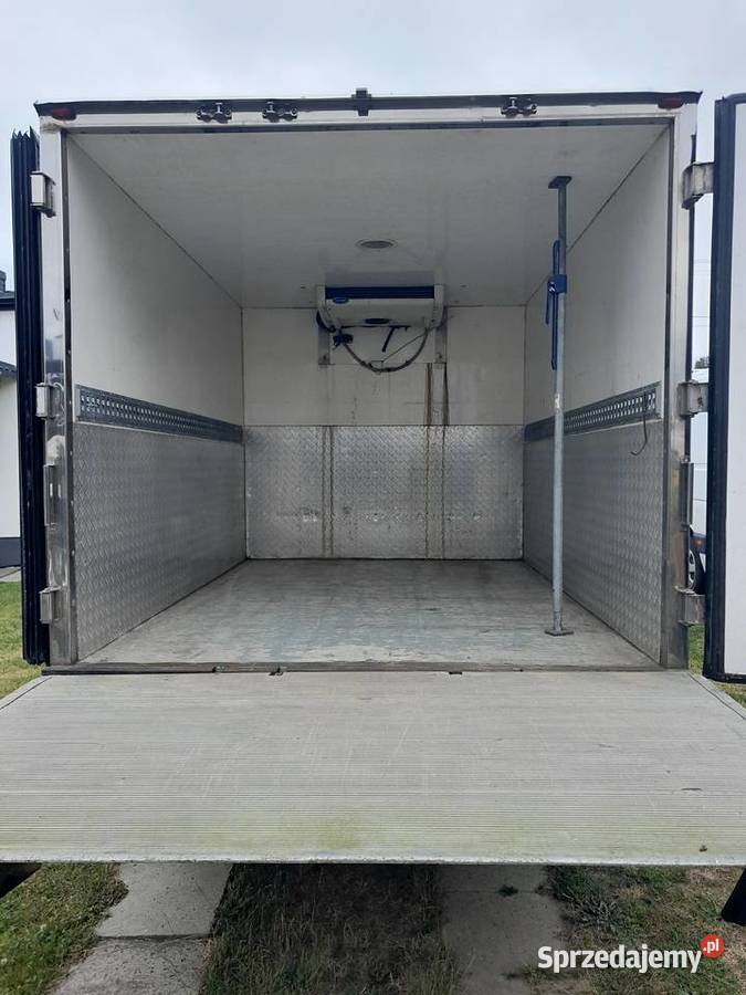 Opel Movano izoterma z windą łódzkie Koluszki