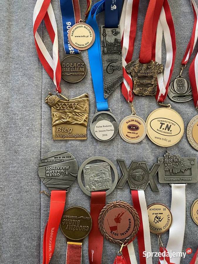 Medale sportowe różne 70 sztuk Zielonka