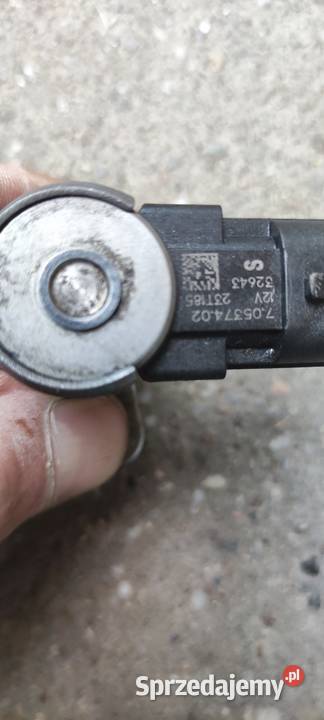 Regulator ciśnienia oleju fiat 500l 13 multijet osobowe Legnica sprzedam
