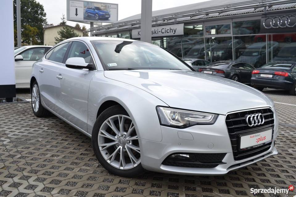 Na sprzedaż nieuszkodzony Audi A5 srebrny