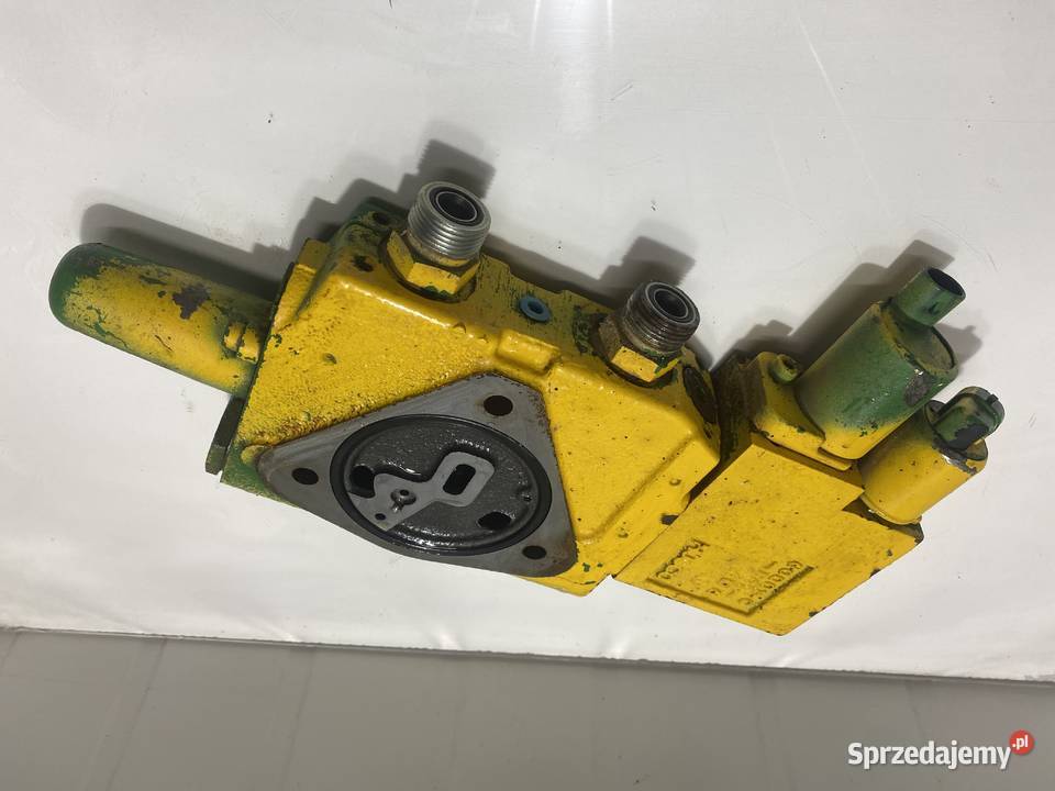 ZAWÓRSEKCJA HYDRAULCZNA JOHN DEERE 7930 RE216049 Kielce