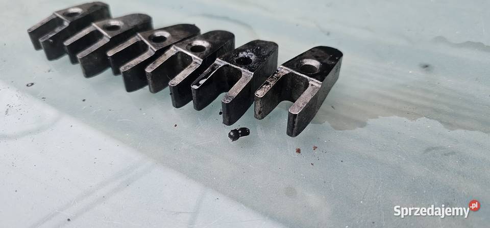 Mocowanie łapka wtryskiwacza mercedes w210 32 Zbąszyń