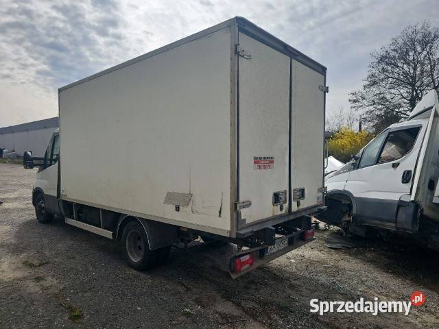 Uszkodzony Iveco Daily Igloocar 35C15 chłodnia biały Iveco Tomaszów Mazowiecki