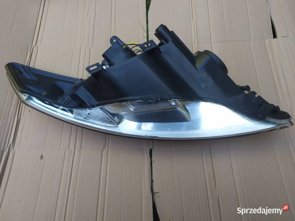 Ford mondeo mk4 lampa lewa tyc okazja zwykła Starowa Góra