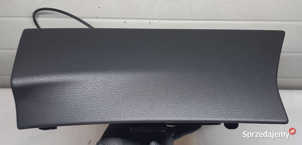 ZAŚLEPKA DACHU PRAWY TYŁ VW EOS 1Q0868852D Mielęcin