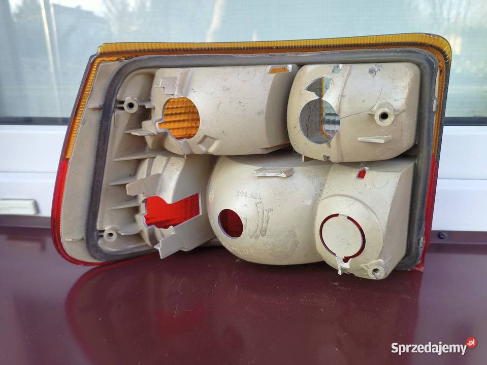 Opel Astra F hatchback lampa tył tylna prawa Sieradz