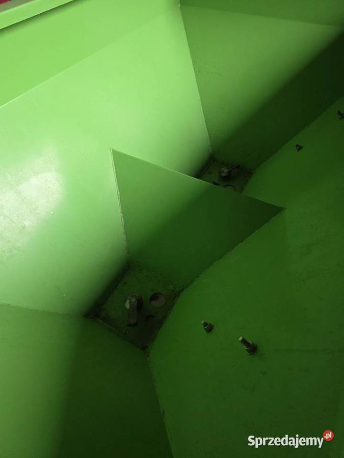 Rozsiewacz strumyk 800l Niedrzwica Duża