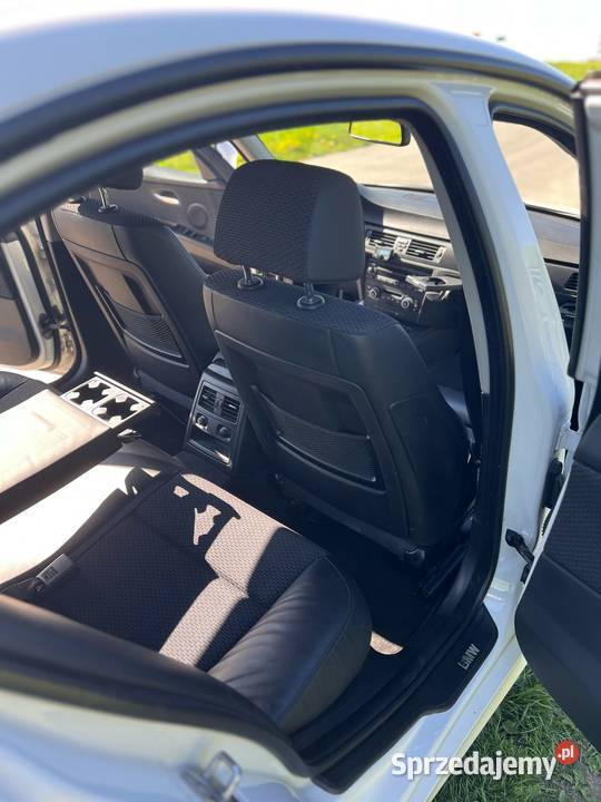 BMW E90 kolor Alpinweiss