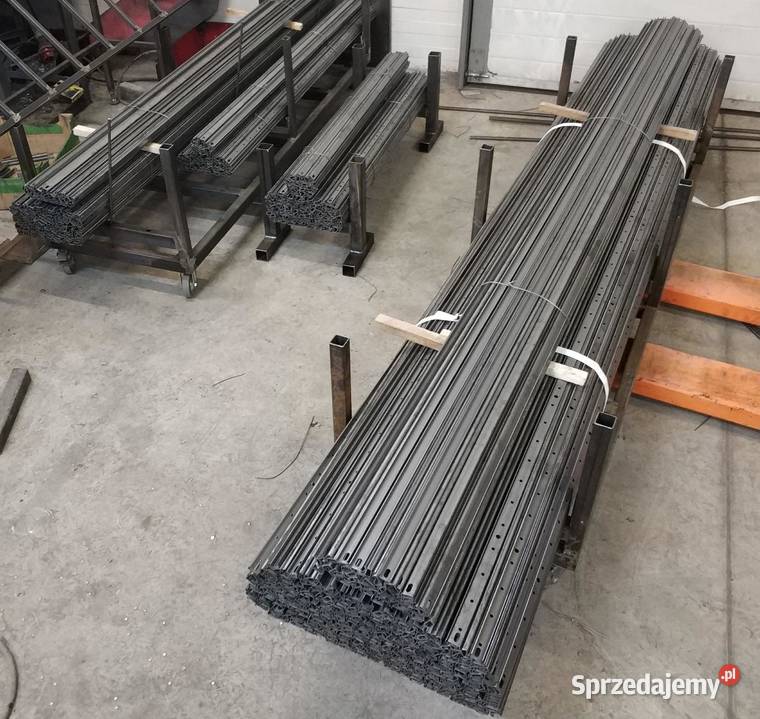 Ceownik 20x8 perforowany dziurkowany na wymiar