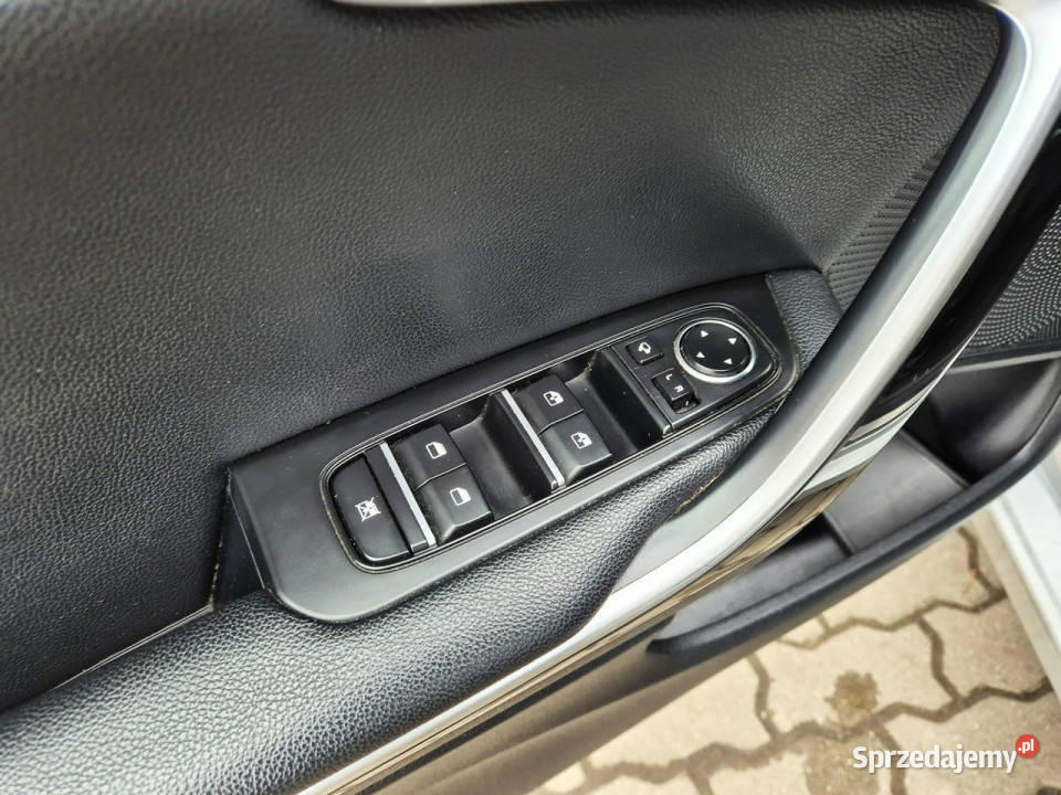 Kia Nowy Ceed PHEV 16 GDI 141 6DCT Wersja L światła LED Łódź