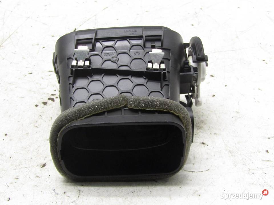 KRATKI NAWIEWU PRAWA PRAWE CITROEN C3 III Kratki nawiewu