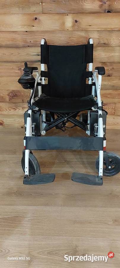 Wózek inwalidzki elektryczny