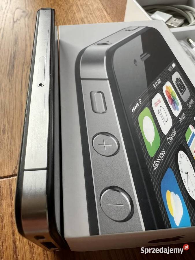 iPhone 4s nowy komplet Starachowice